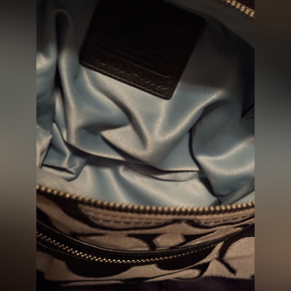 Coach Black and Gray Shoulder Bag with Signature Pattern - Picture 5 of 10